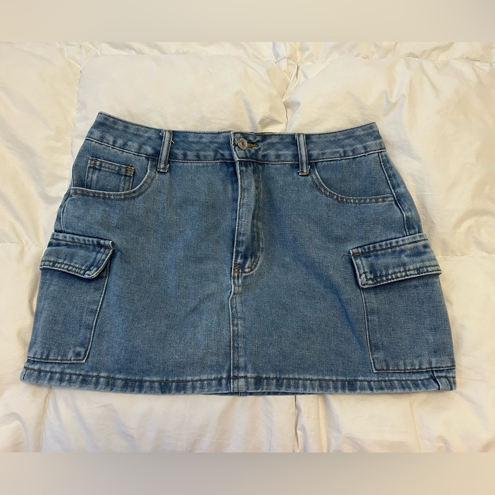 SHEIN Blue Denim Mini Skirt with Pockets